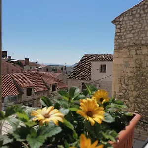 Smile Apartment